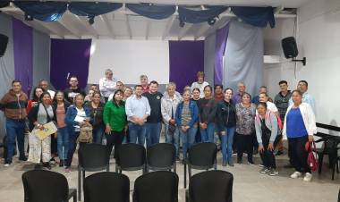 LA LEONESA: REUNIÓN REGIONAL CON PASTORES PARA INFORMAR EL FUNCIONAMIENTO DEL PROGRAMA ÑACHEC