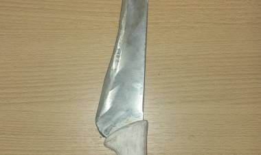 UN APREHENDIDO POR AMENAZAR A VECINOS CON UN CUCHILLO