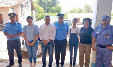 EL IMPENETRABLE: EL MINISTRO MATKOVICH ENTREGÓ  PATRULLEROS PARA REFORZAR LA SEGURIDAD