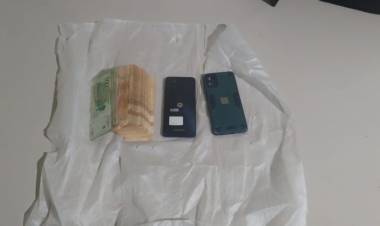 DETIENEN A DOS MENORES CON DINERO Y UN TELÉFONO ROBADO EN QUITILIPI