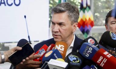 EL GOBERNADOR ZDERO BRINDÓ DETALLES DE LA REUNIÓN CON EL PRESIDENTE MILEI Y SE REFIRIÓ TAMBIÉN A LAS GESTIONES REALIZADAS EN LA MISIÓN EUROPEA