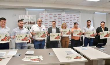 LOTERÍA CHAQUEÑA: SE PRESENTÓ EL TRADICIONAL SORTEO DE NAVIDAD CON 600 MILLONES DE PESOS PARA EL PRIMER PREMIO CON DUPLICADOR 