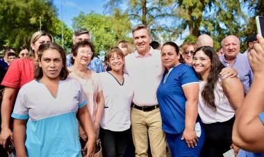 GRAL. SAN MARTÍN: EL GOBERNADOR ZDERO CONSTATÓ EL AVANCE DE OBRAS DEL HOSPITAL “FÉLIX A. PÉRTILE” Y ENTREGÓ UNA AMBULANCIA