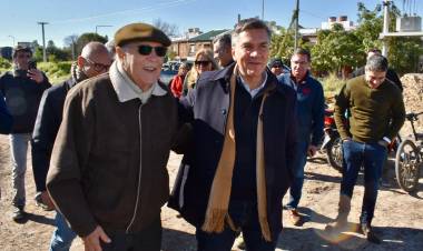 EL GOBERNADOR ZDERO CONSTATÓ EL INICIO DE OBRA DEL FIDEICOMISO INMOBILIARIO PIACENTINI