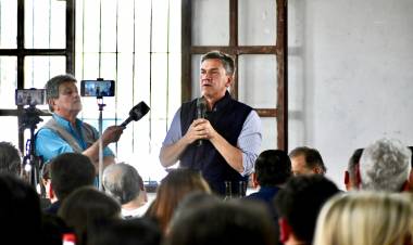 EN QUITILIPI, EL GOBERNADOR ZDERO ACOMPAÑÓ EL LANZAMIENTO DE UNA NUEVA EDICIÓN DE LA CABALGATA DE LA FE