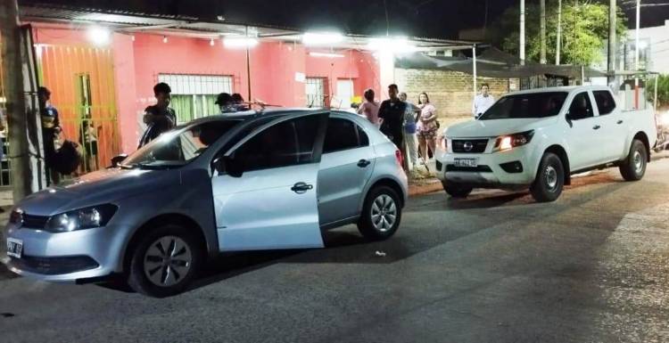 RESISTENCIA:  DETIENEN IN FRAGANTI A UN SUJETO FORZANDO LA CERRADURA DE UNA CAMIONETA