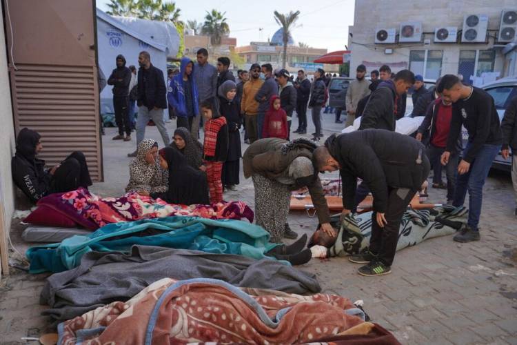 LA OFENSIVA NO DA TREGUA EN GAZA EN VÍSPERA DEL RAMADÁN