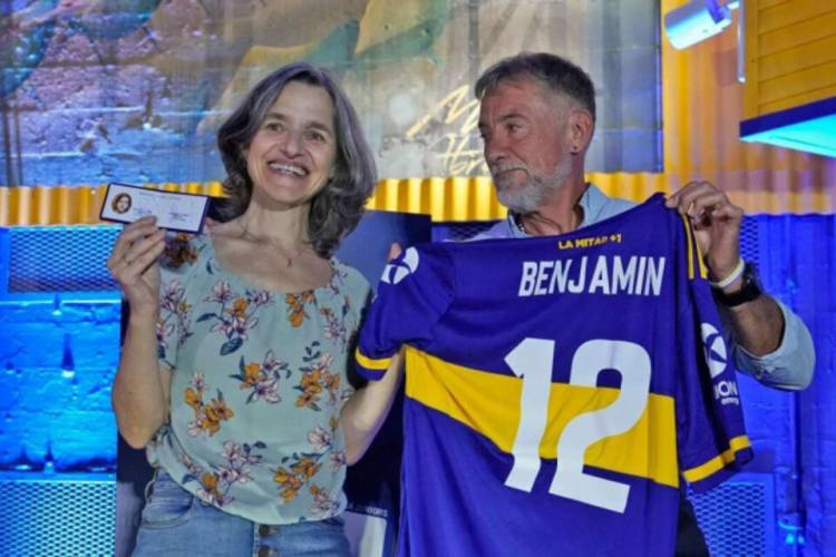 BOCA TAMBIÉN RESTITUYÓ CARNETS A SOCIOS DESAPARECIDOS