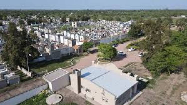 VILLA ÁNGELA: PERSONAS ENTRAN AL CEMENTERIO PARA TENER SEXO SOBRE LAS TUMBAS