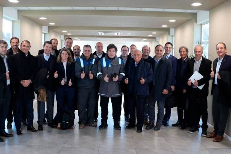LA NUEVA BURGUESÍA DE MILEI Y LOS RESIGNADOS 