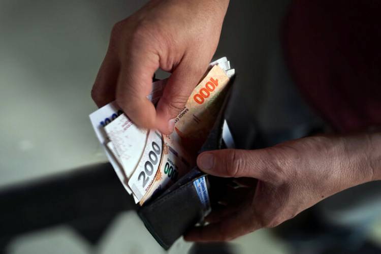 EL MÍNIMO, MÁS BAJO QUE EN 2001