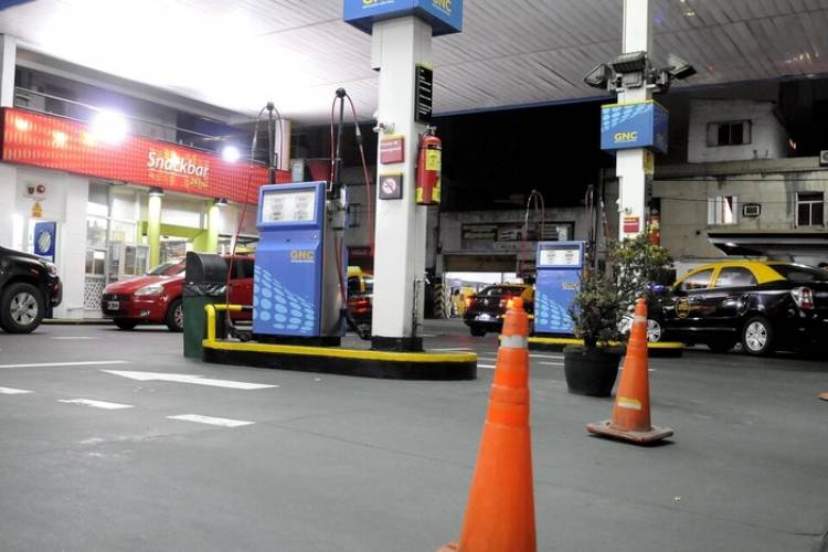  AUMENTOS PARA EL GNL Y GRANDES USUARIOS