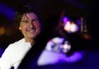 LA “MISIÓN” DE TOM CRUISE: SALTÓ DEL ESTADIO EN LA FIESTA DE CLAUSURA DE LOS JJOO