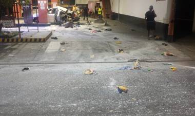 ORÁN: EXPLOTÓ UN AUTO CARGADO CON COCAÍNA 