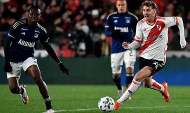 RIVER: EMPATE AMISTOSO, SILBIDOS A DEMICHELIS Y REENCUENTRO CON FALCAO