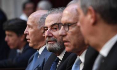 UN PEDIDO PARA QUE LA CORTE APURE LAS CAUSAS DE LESA HUMANIDAD