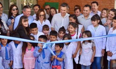 CHARATA: EL GOBERNADOR ZDERO INAUGURÓ EL ANEXO 2 DE LA ESCUELA PRIMARIA N°170