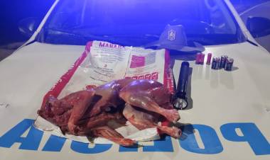 COLONIA BARANDA: INTERCEPTAN A MOTOCICLISTAS CON ELEMENTOS DE CAZA