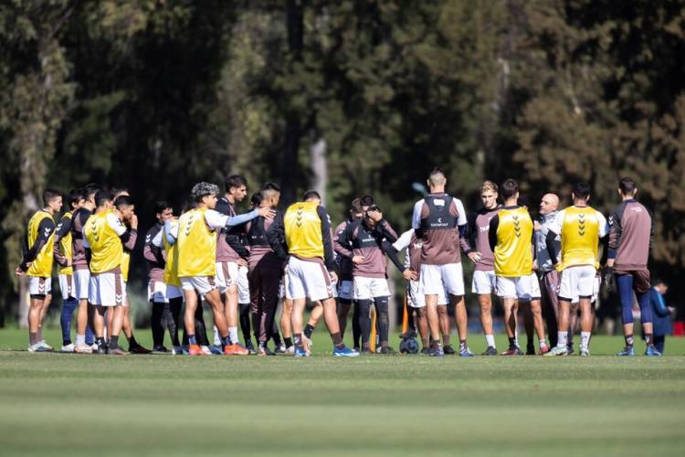 VUELVE LA LIGA PROFESIONAL DE FÚTBOL CON UN TORNEO LARGO