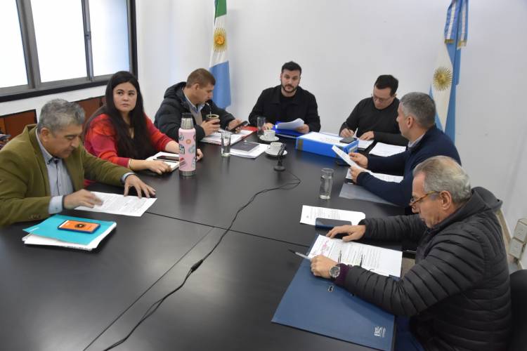 "REUNIÓN ORDINARIA DE LA COMISIÓN DE HACIENDA"