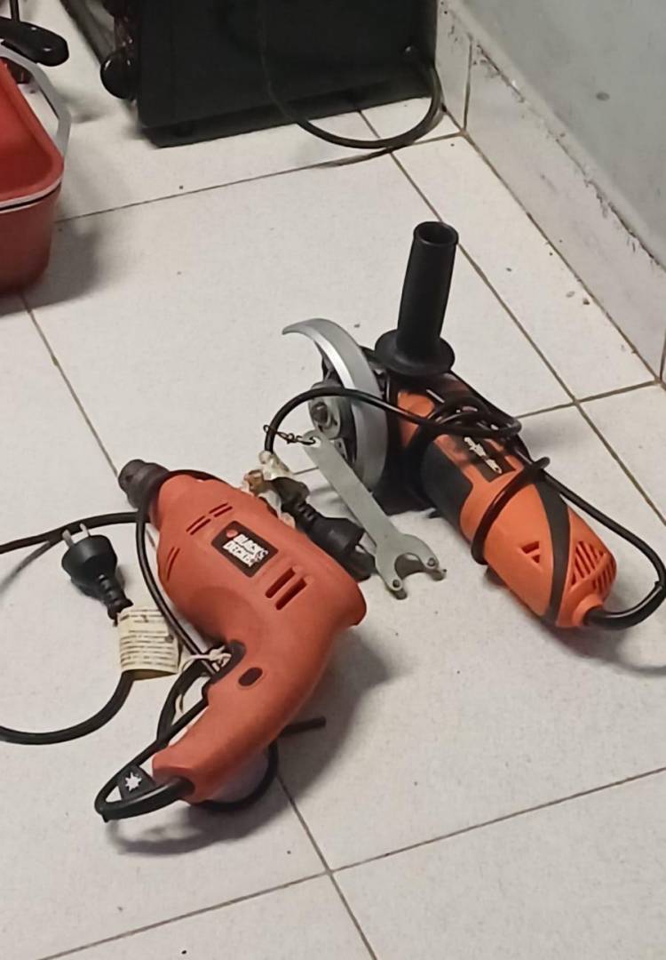 LAS BREÑAS: TRAS ALLANAMIENTOS, SECUESTRAN ELEMENTOS DENUNCIADOS POR ROBO