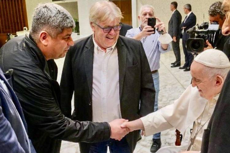 FRANCISCO Y UN ENCUENTRO EN ROMA CON LA CGT