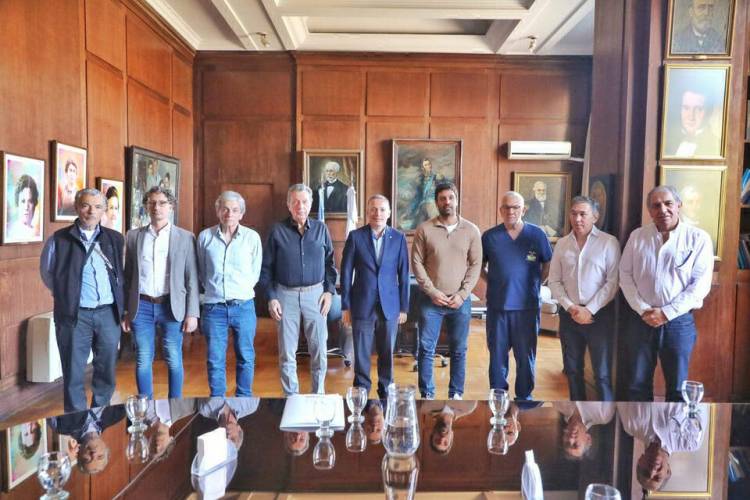 APOYO AL RECLAMO POR SALARIOS DIGNOS Y EL PRESUPUESTO UNIVERSITARIO