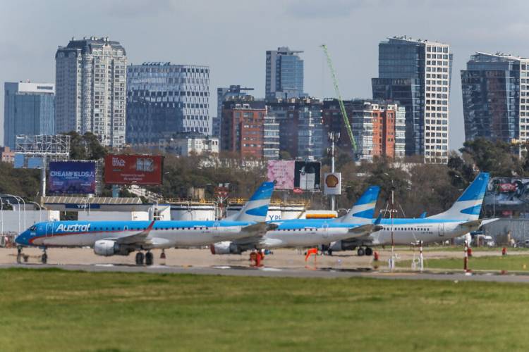 EL GOBIERNO VA AL CONGRESO PARA PRIVATIZAR AEROLÍNEAS ARGENTINAS 