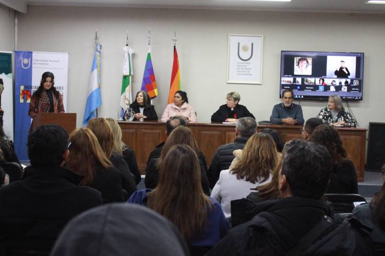 EDUCACIÓN, HUMANIDADES Y CONICET PRESENTARON MATERIAL PEDAGÓGICO PARA QUE LAS ESCUELAS CONOZCAN SOBRE LA MASACRE DE NAPALPÍ