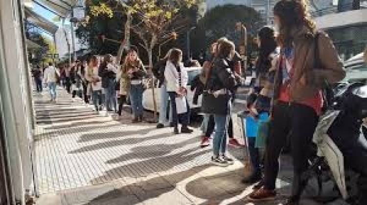 CRISIS: EL INFORME DE LA UBA QUE REVELA LA PÉRDIDA DE 160 EMPLEOS POR DÍA